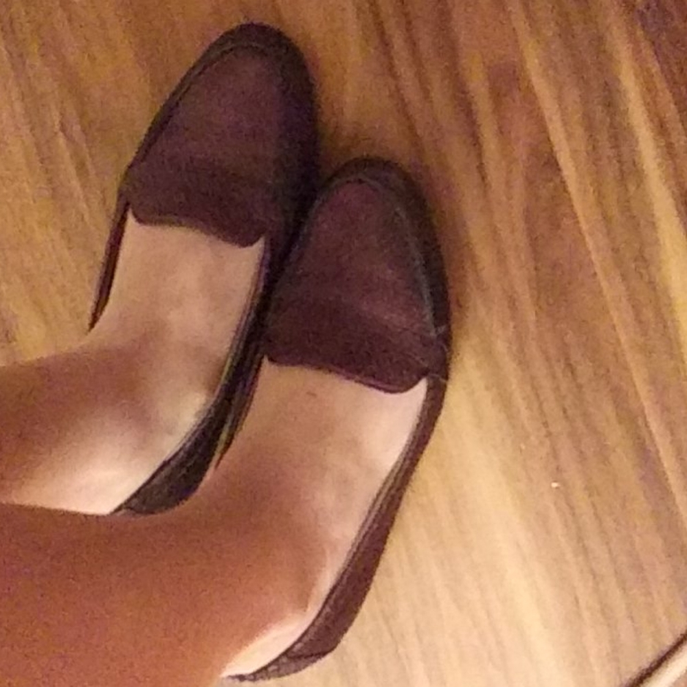 Snakeskin flats